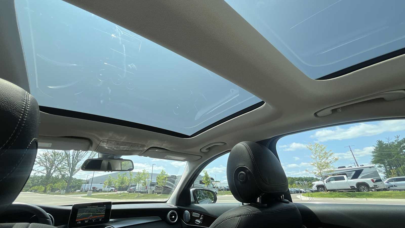 Used 2017 Mercedes-Benz C 300 4MATIC Sedan image 33