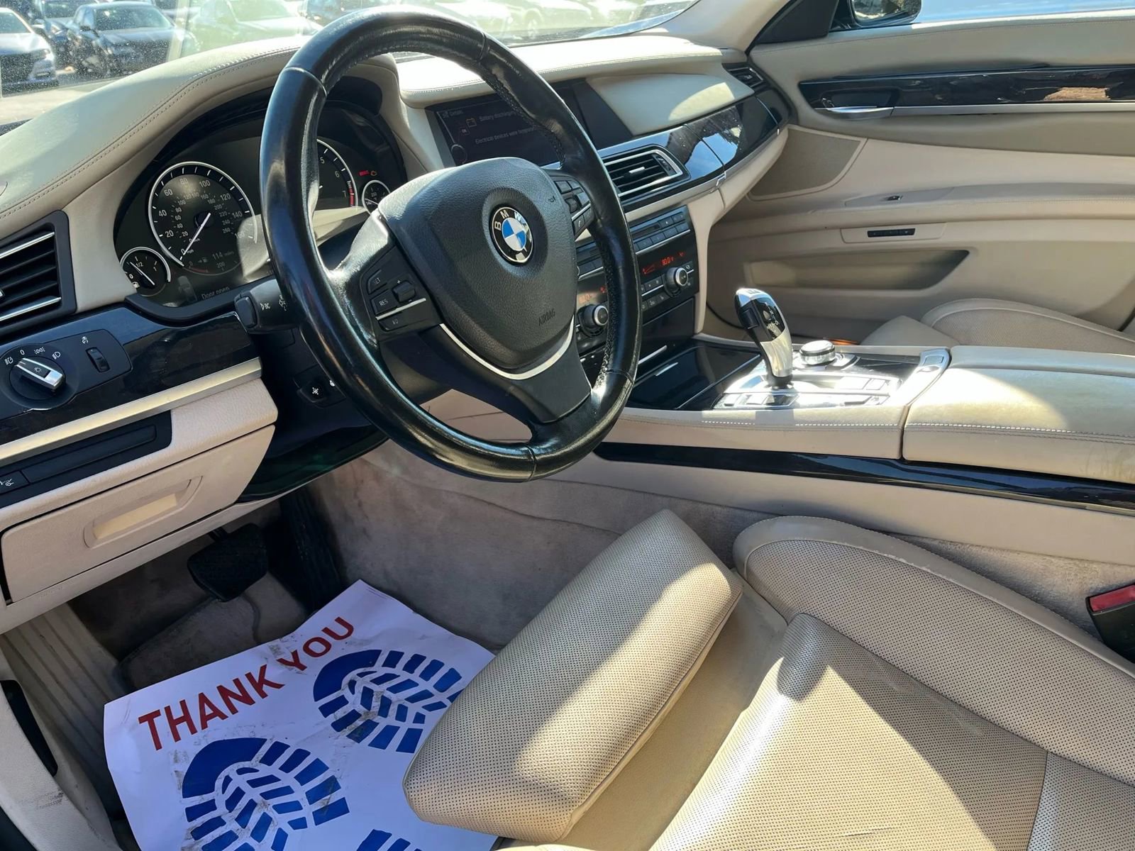 Used 2009 BMW 750i image 10