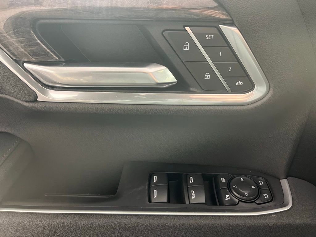 New 2026 Chevrolet Silverado 1500 LTZ w/ LTZ Premium Package image 25