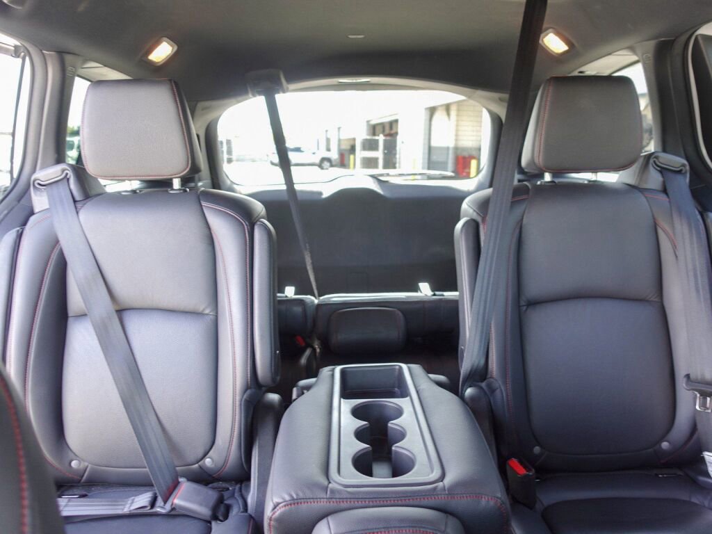 Used 2024 Honda Odyssey Sport image 16