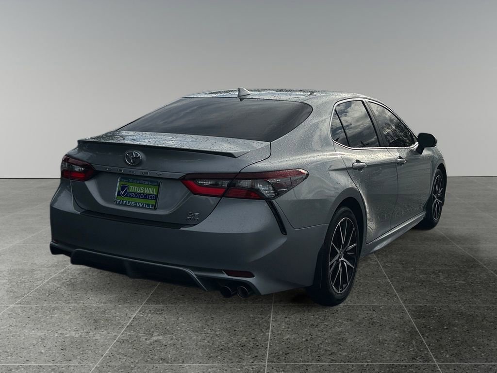 Used 2024 Toyota Camry SE w/ Cold Weather Package image 7