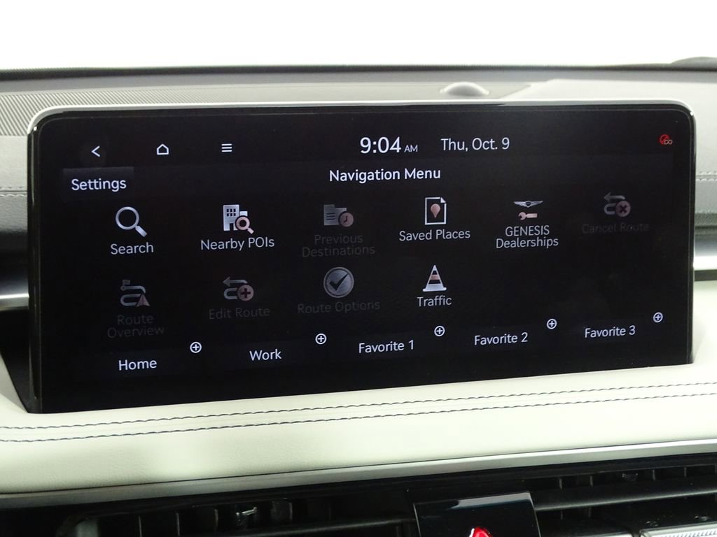 Used 2024 Genesis G70 2.5T image 41