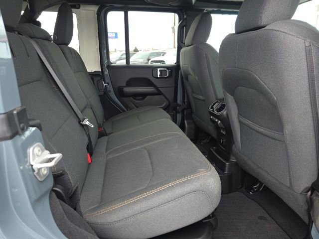 Used 2025 Jeep Wrangler Unlimited Sahara w/ Safety Group image 43