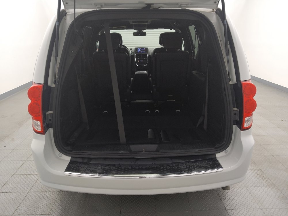 Used 2019 Dodge Grand Caravan GT image 29