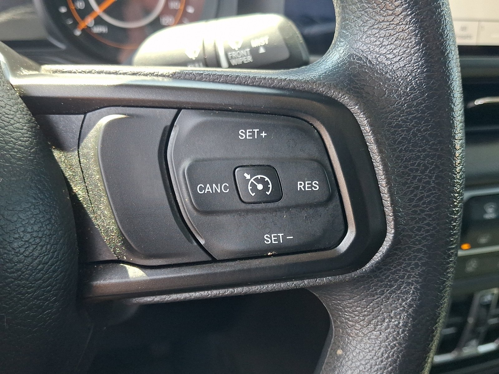 Certified 2024 Jeep Gladiator Sport AWD/4WD image 22