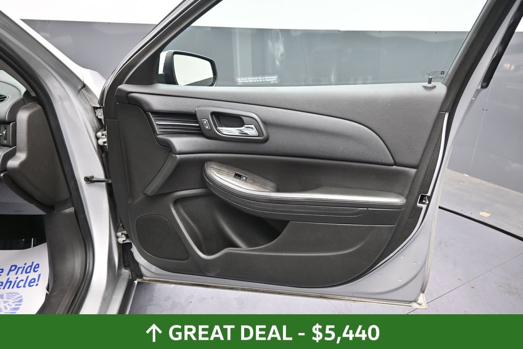 Used 2014 Chevrolet Malibu LT FWD image 18