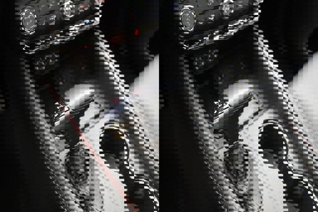 Used 2025 Dodge Durango GT image 27