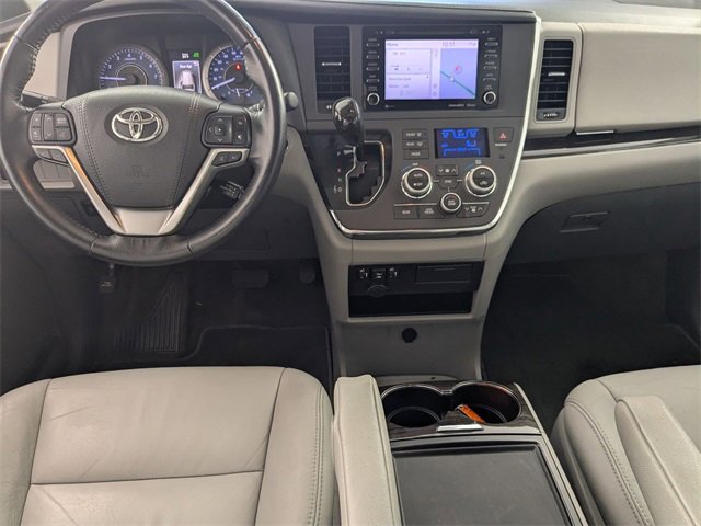 Used 2018 Toyota Sienna XLE w/ XLE Navigation Package image 25