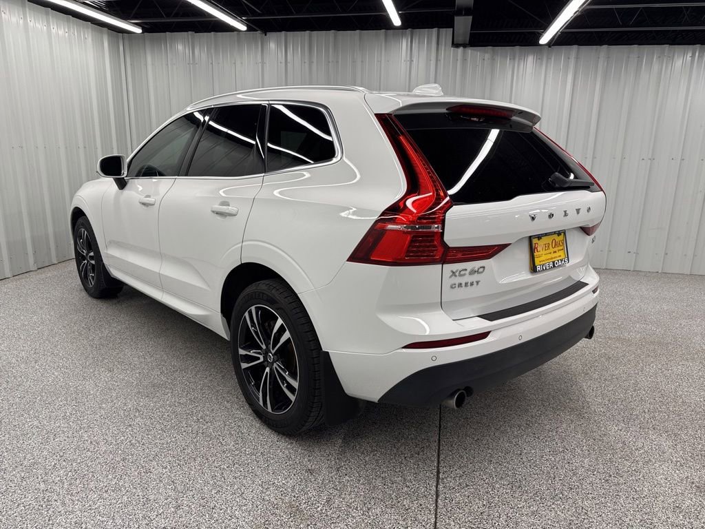 Used 2021 Volvo XC60 T5 Momentum w/ Advanced Package AWD/4WD image 4