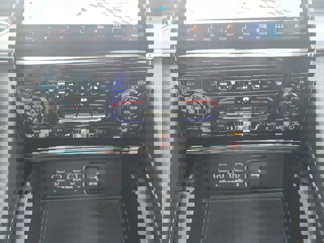 New 2025 Jeep Grand Cherokee Limited w/ Luxury Tech Group II image 7