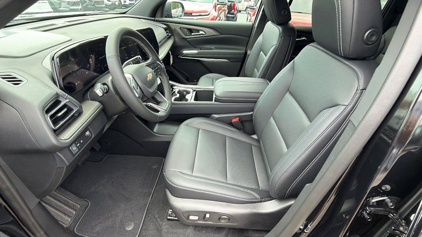 New 2026 Chevrolet Traverse LT FWD image 16