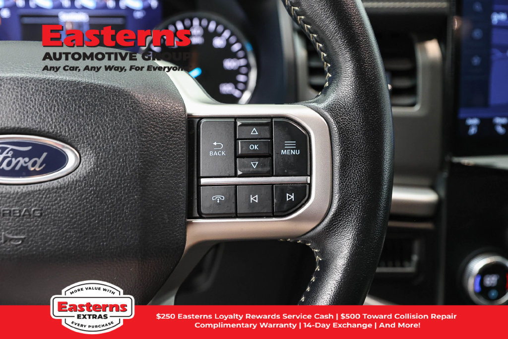 Used 2024 Ford Expedition XLT RWD image 16