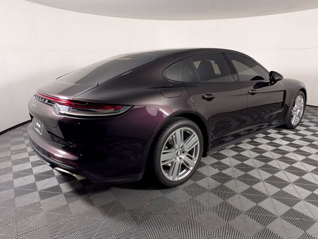 Used 2021 Porsche Panamera RWD image 7