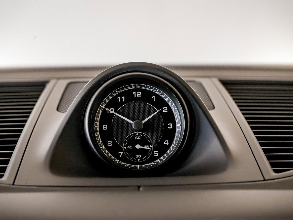 New 2026 Porsche Macan image 19