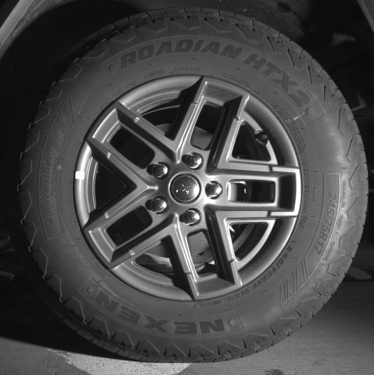 Used 2025 Jeep Wrangler Sport S image 14