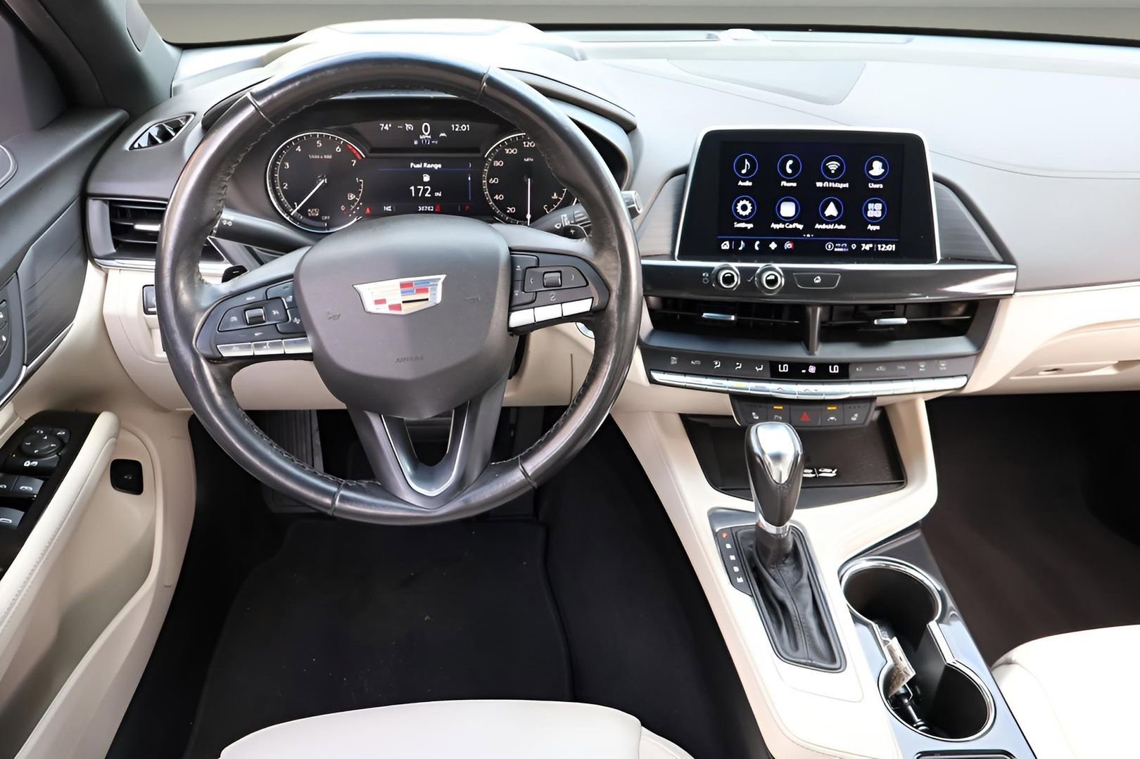 Used 2023 Cadillac CT4 Luxury w/ Cold Weather Package image 14