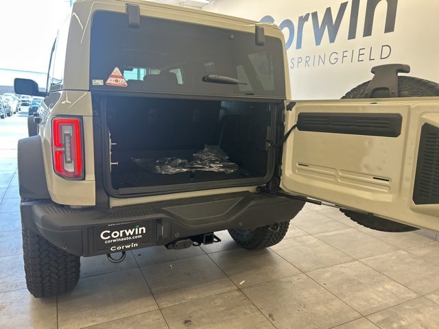 New 2025 Ford Bronco Badlands image 18