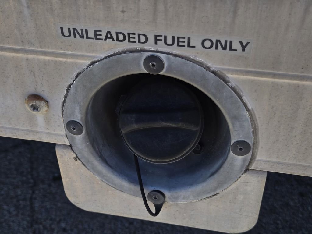 Used 2006 Chevrolet Express 3500 image 16