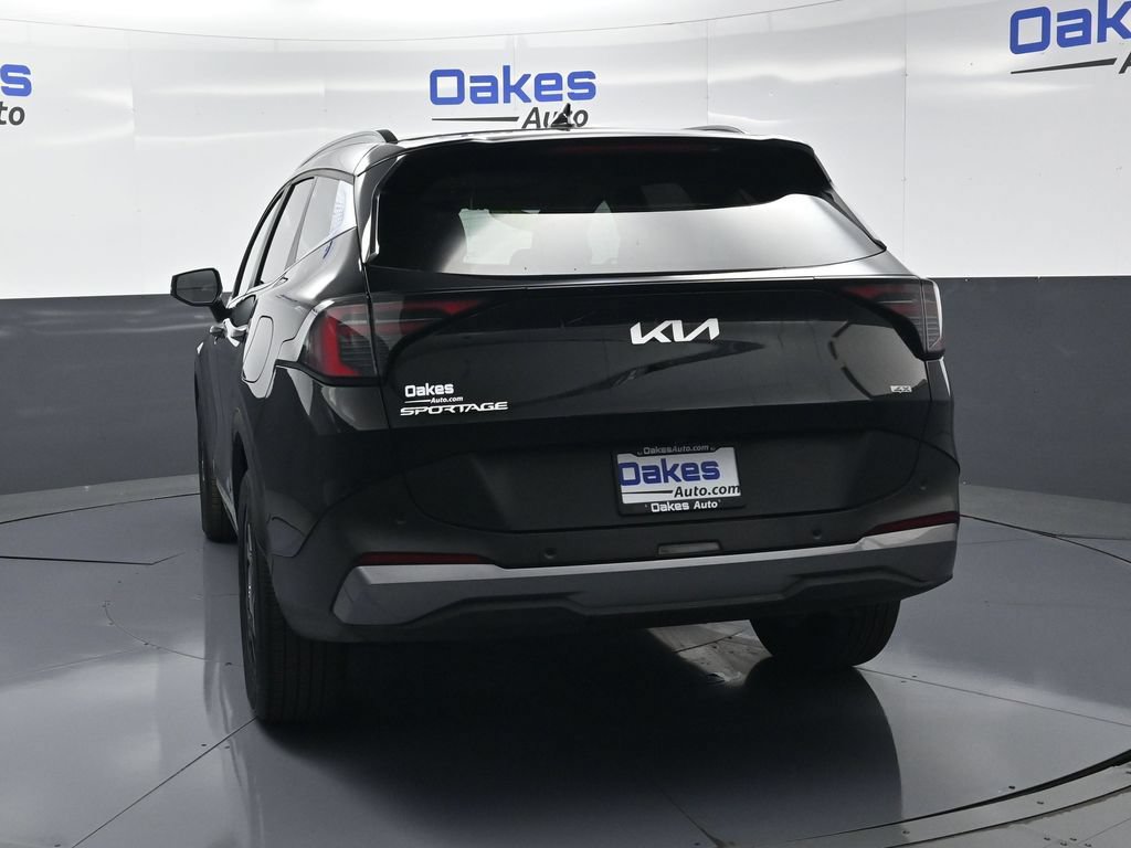 Certified 2026 Kia Sportage EX w/ EX Panorama Roof Package AWD/4WD image 7