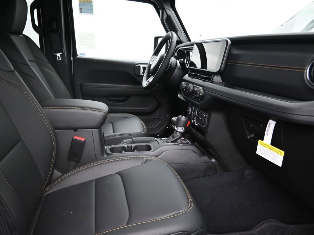 New 2025 Jeep Wrangler Sahara w/ Safety Group image 17