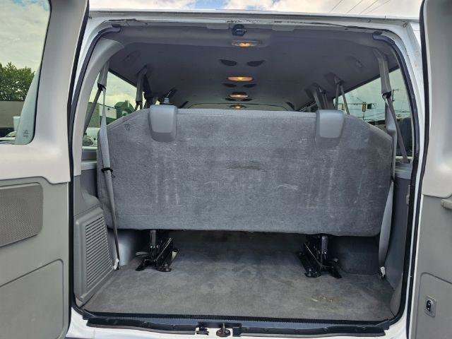 Used 2011 Ford E-350 and Econoline 350 XLT RWD image 34