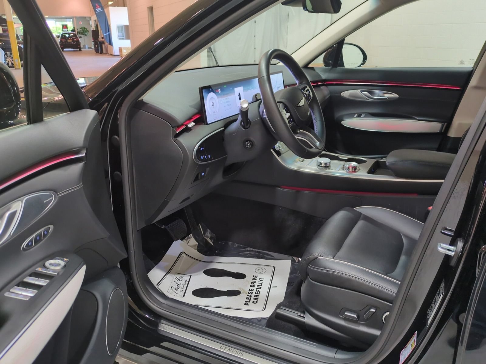 Certified 2026 Genesis GV70 2.5T Advanced AWD/4WD image 16