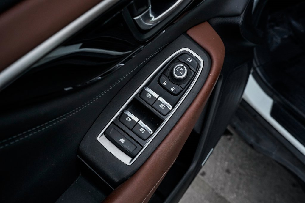 Used 2020 Subaru Outback Touring XT image 11