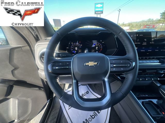 Used 2024 Chevrolet Colorado LT w/ LT Convenience Package III image 17