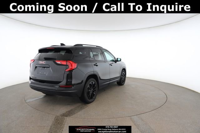 Used 2021 GMC Terrain SLT w/ Elevation Edition image 18