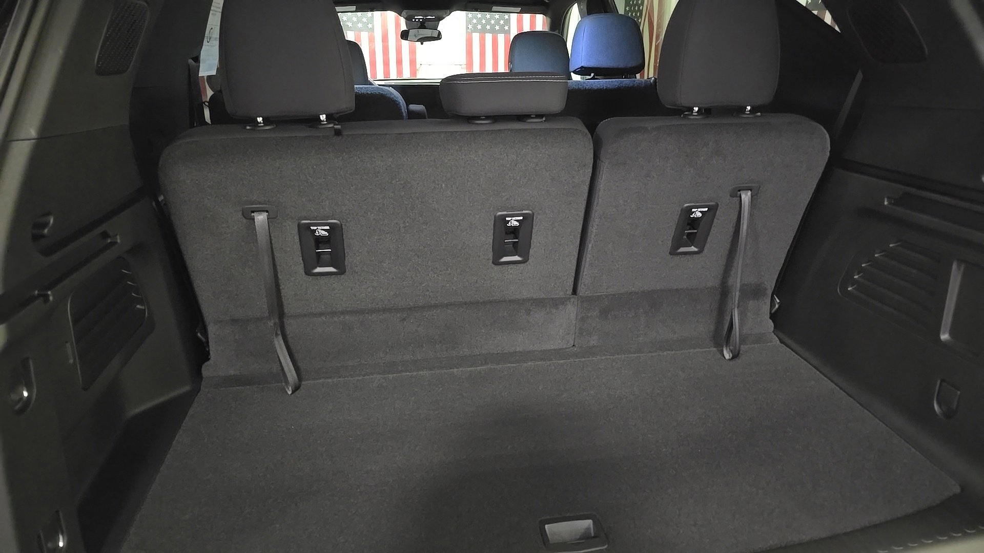 New 2026 Chevrolet Traverse LT image 9