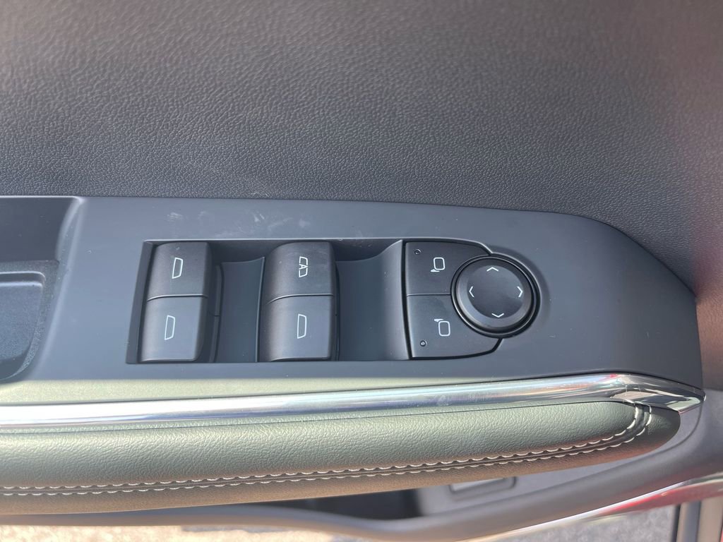 New 2026 GMC Acadia Elevation image 28