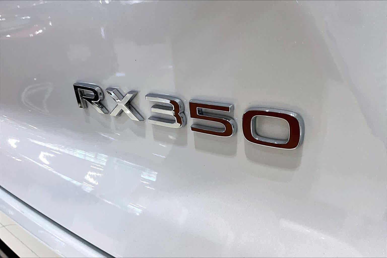 Used 2025 Lexus RX 350 FWD w/ Accessory Package image 9