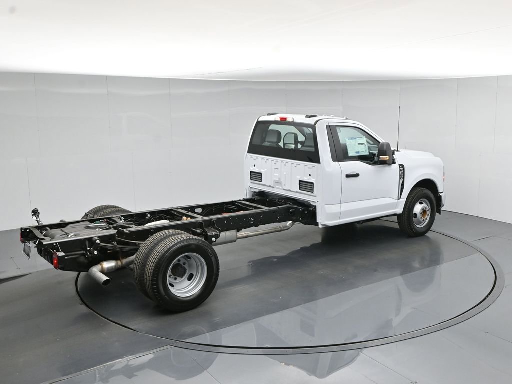 New 2026 Ford F350 XL image 32