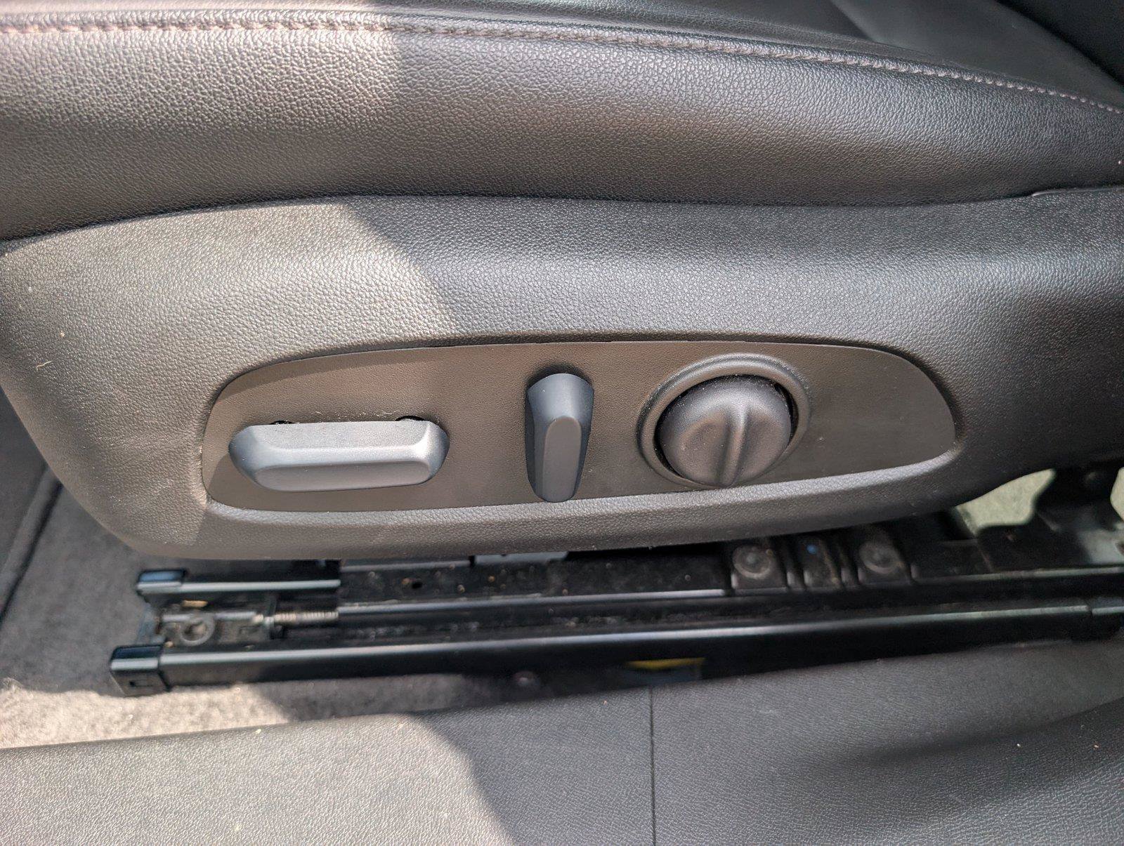Used 2024 Chevrolet Malibu LT FWD image 13