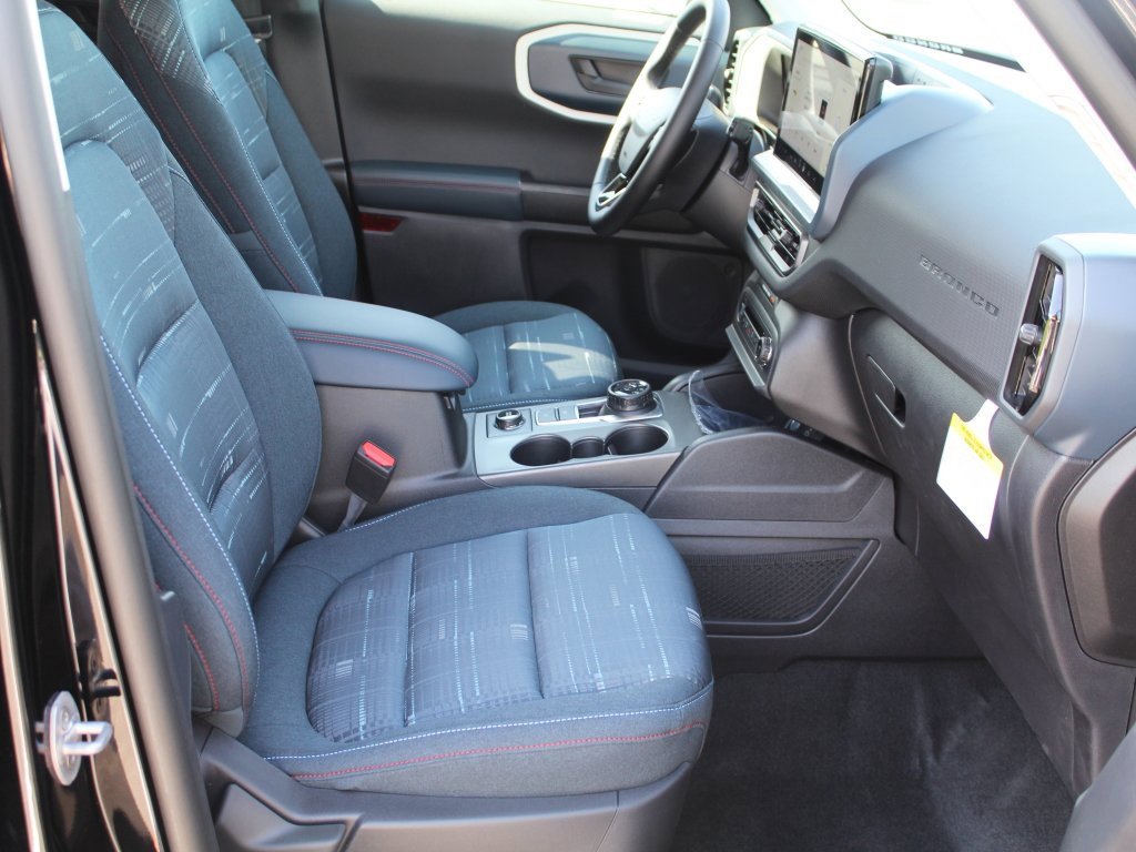 New 2025 Ford Bronco Sport Heritage w/ Convenience Package image 14