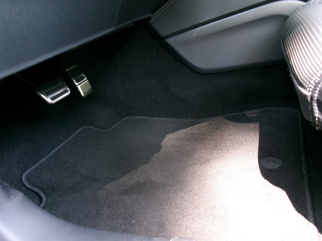 Used 2025 Ford Mustang Premium RWD image 12