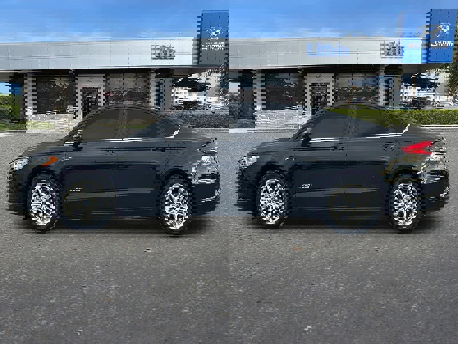 Used 2018 Ford Fusion S image 5