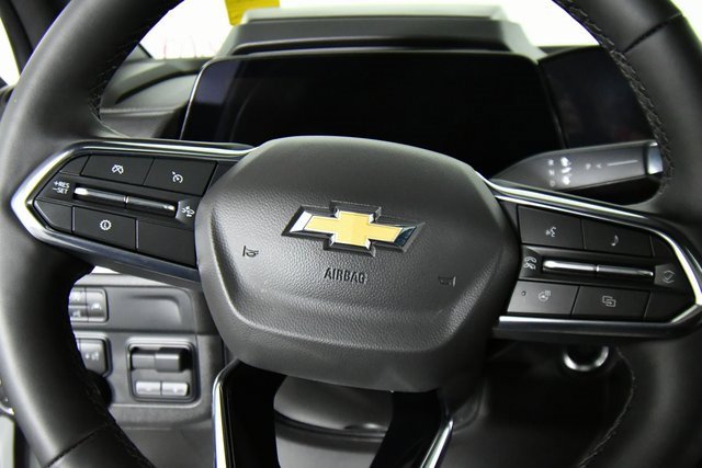 Certified 2025 Chevrolet Suburban High Country image 2