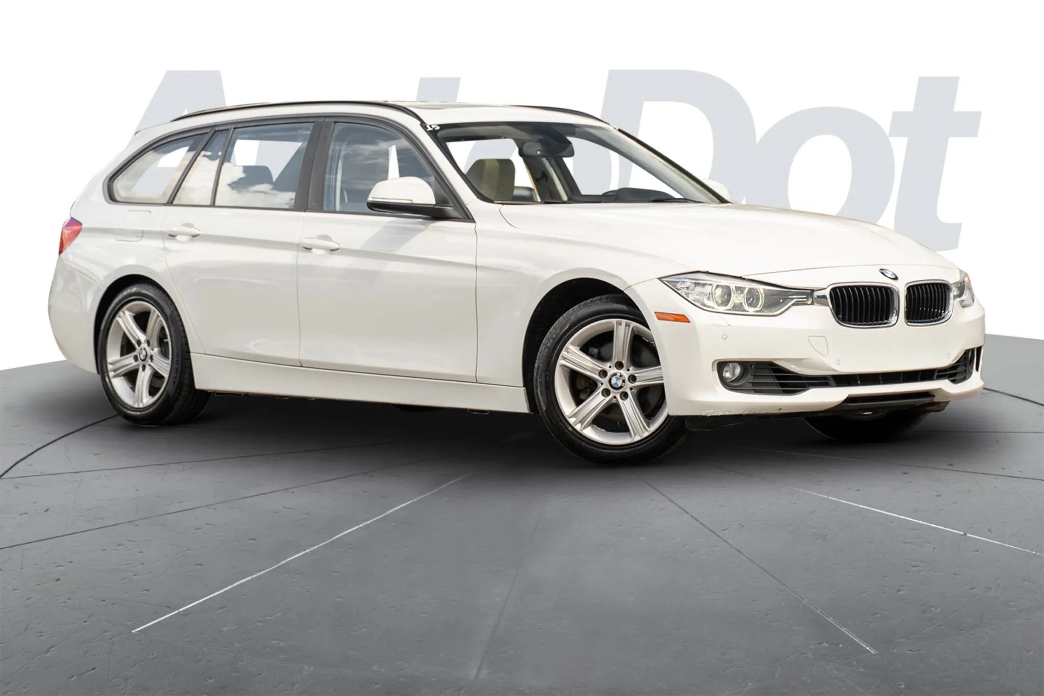 Used 2014 BMW 328i xDrive Wagon AWD/4WD image 1