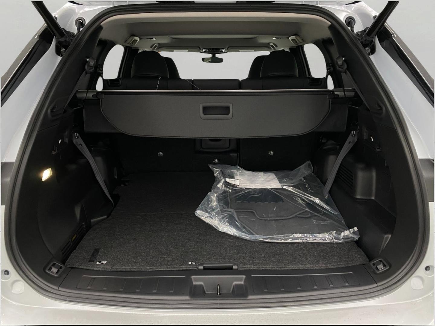 New 2026 Mitsubishi Outlander SE image 5