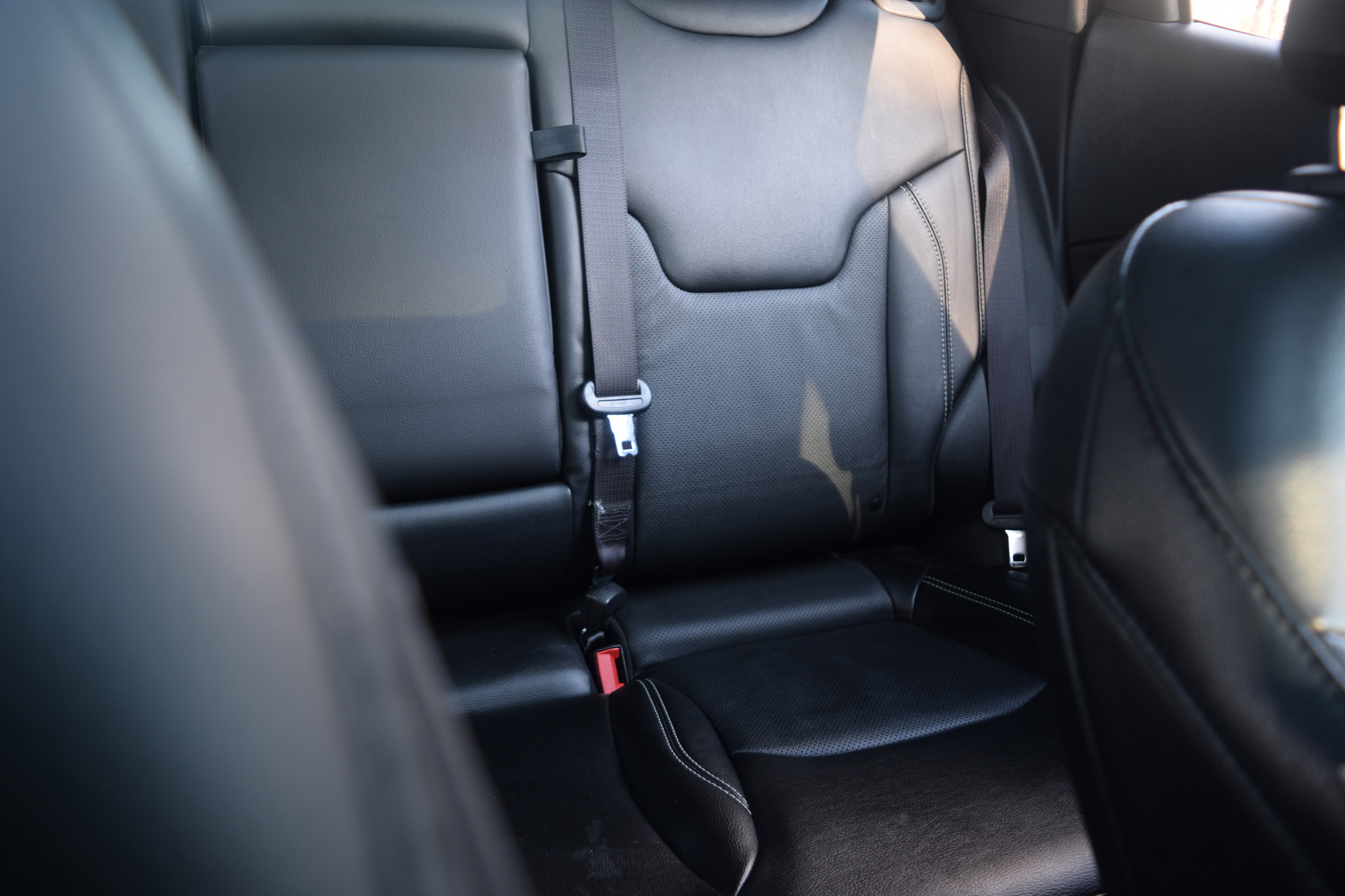 Used 2021 Jeep Compass Latitude w/ Sun and Sound Group image 18