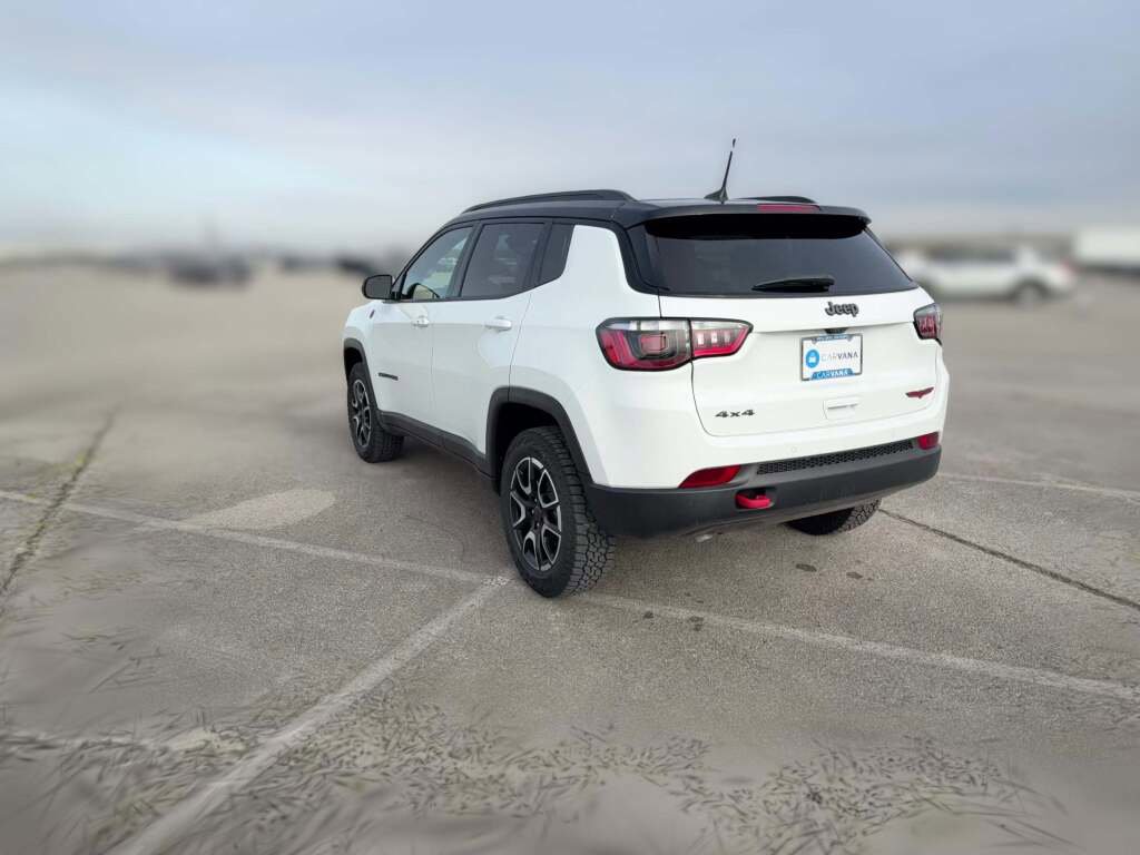 New 2026 Jeep Compass Trailhawk image 8