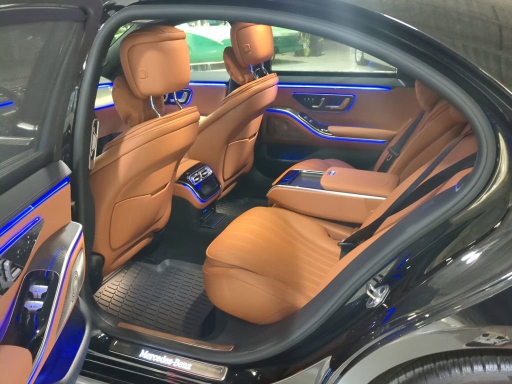 Used 2023 Mercedes-Benz S 500 4MATIC image 12