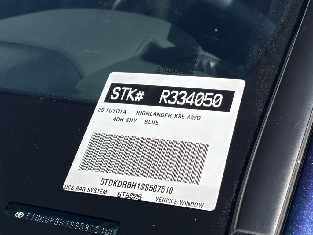 Certified 2025 Toyota Highlander XSE AWD/4WD image 14
