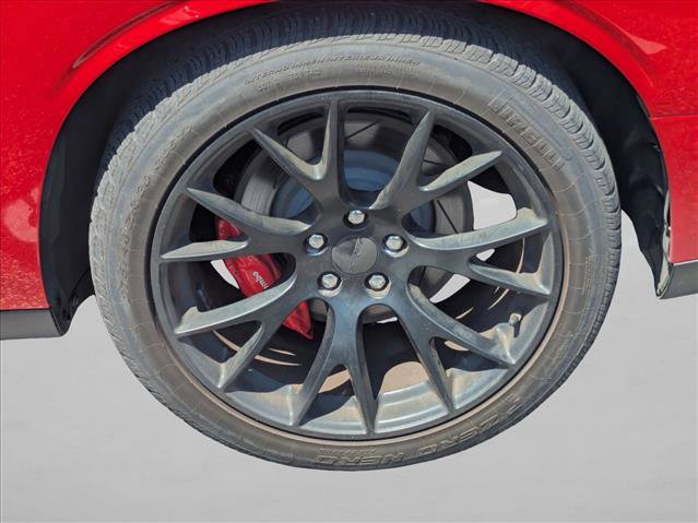 Used 2016 Dodge Challenger SRT Hellcat image 15