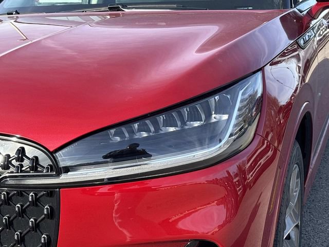 New 2026 Lincoln Aviator 2WD w/ Jet Appearance Package image 10