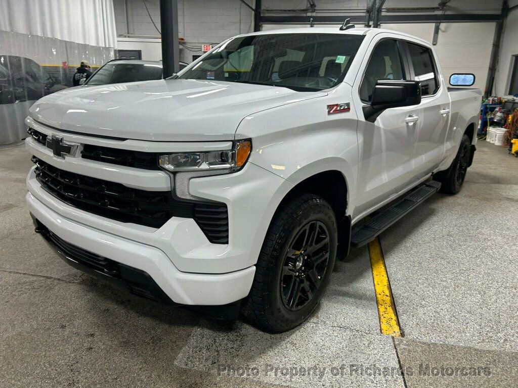 Used 2022 Chevrolet Silverado 1500 RST image 7