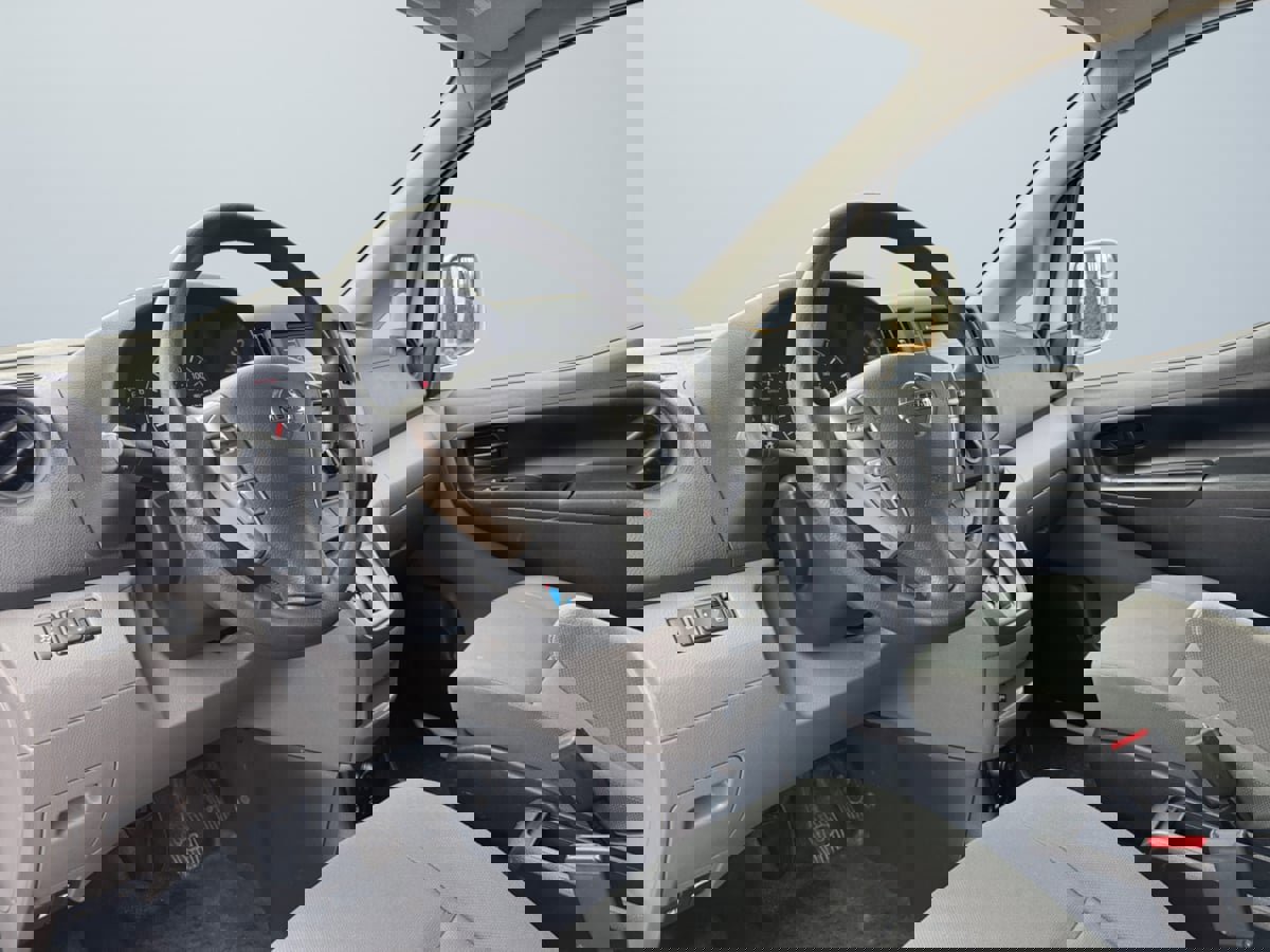 Used 2021 Nissan NV200 SV image 9