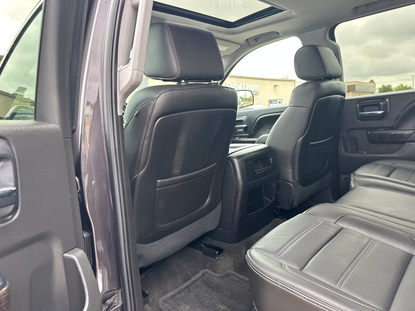 Used 2015 GMC Sierra 1500 Denali AWD/4WD image 23