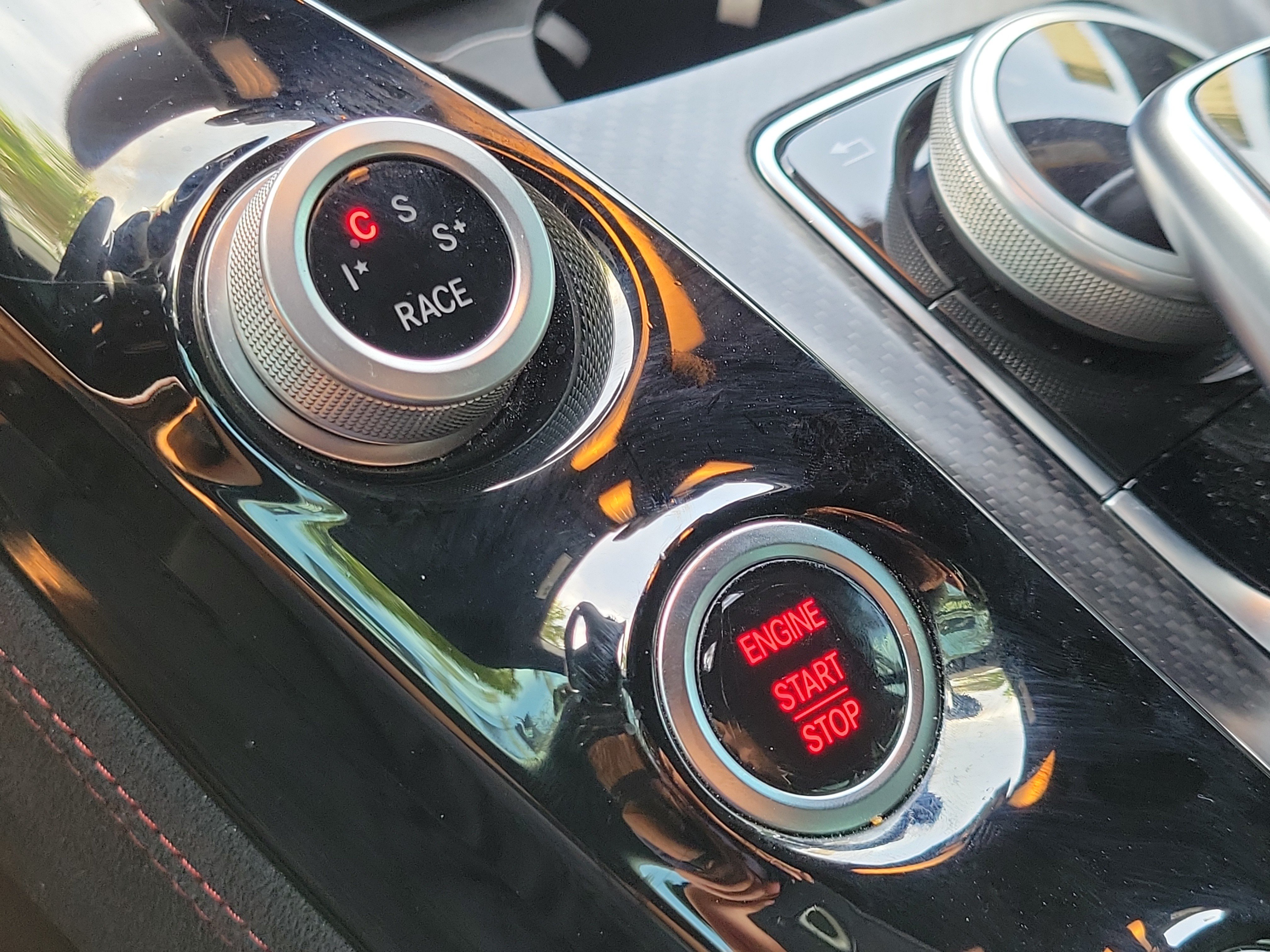 Used 2016 Mercedes-Benz AMG GT S image 27